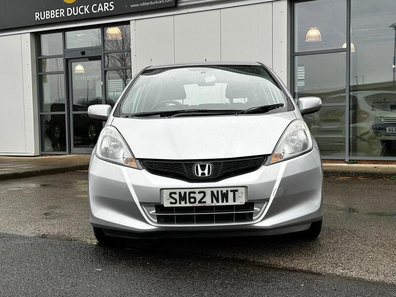 Used Honda Jazz 2013 for sale - 77547875: Photo 2