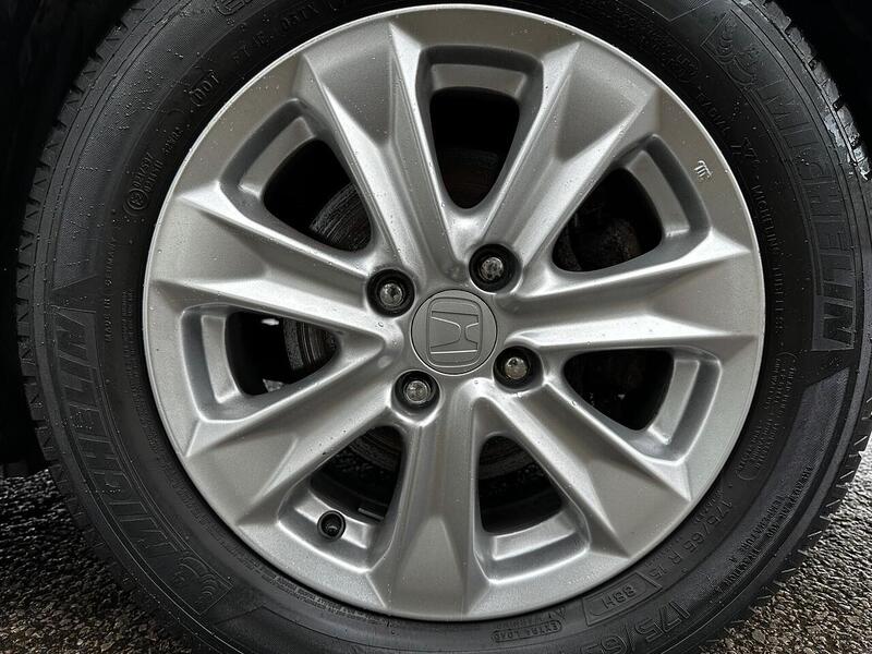 Used Honda Jazz 2013 for sale - 77547875: Photo 23