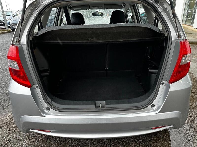 Used Honda Jazz 2013 for sale - 77547875: Photo 27