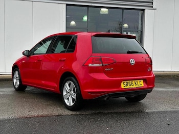 Used Volkswagen Golf 2016 for sale - 77547782: Photo