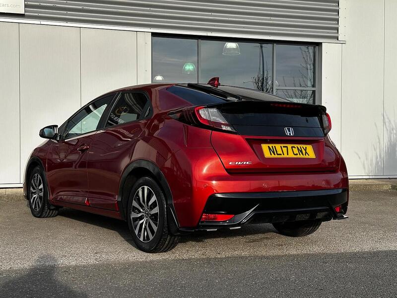 Used Honda Civic 2017 for sale - 77976797: Photo 4