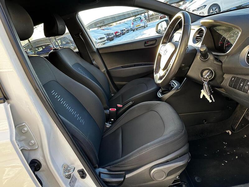 Used Hyundai i10 2018 for sale - 77392597: Photo 15