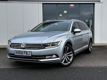 Used Volkswagen Passat 2018 for sale - 77490670: Photo