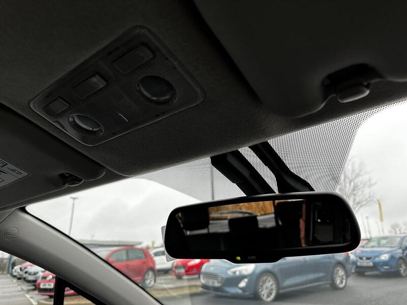 Used Toyota Yaris 2015 for sale - 77437855: Photo 21