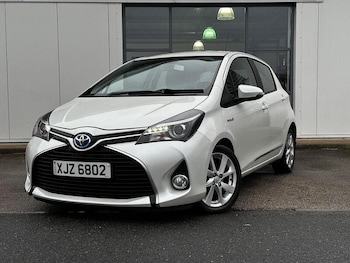 Used Toyota Yaris 2015 for sale - 77437855: Photo
