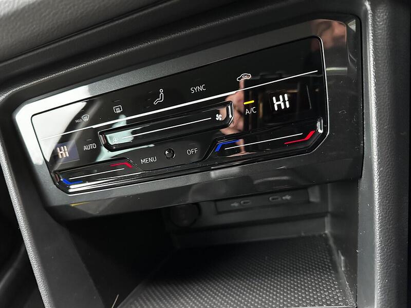 Used Volkswagen Tiguan 2021 for sale - 77328782: Photo 24