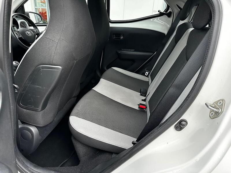 Used Toyota AYGO 2016 for sale - 77508124: Photo 13