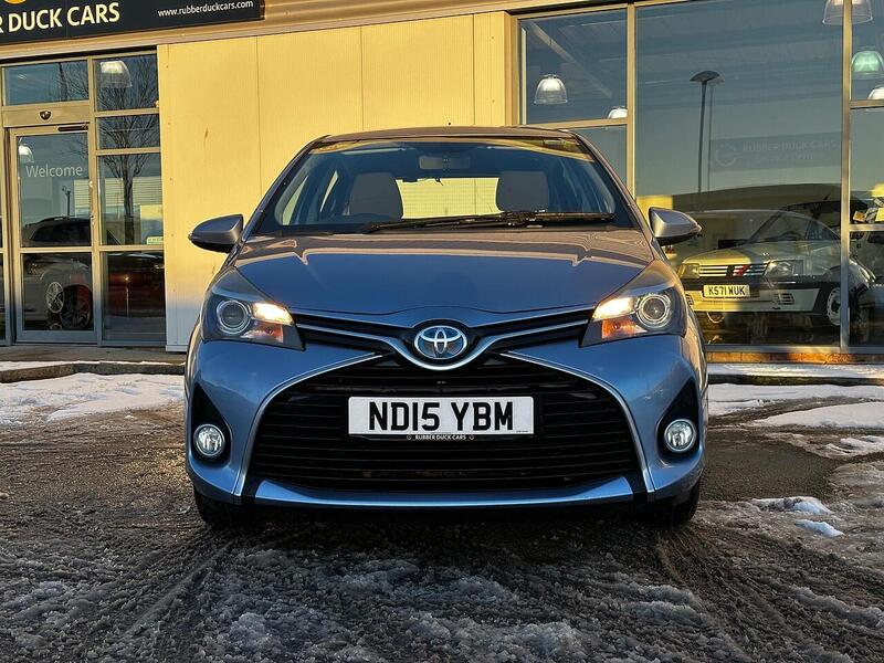Used Toyota Yaris 2015 for sale - 77132575: Photo 2
