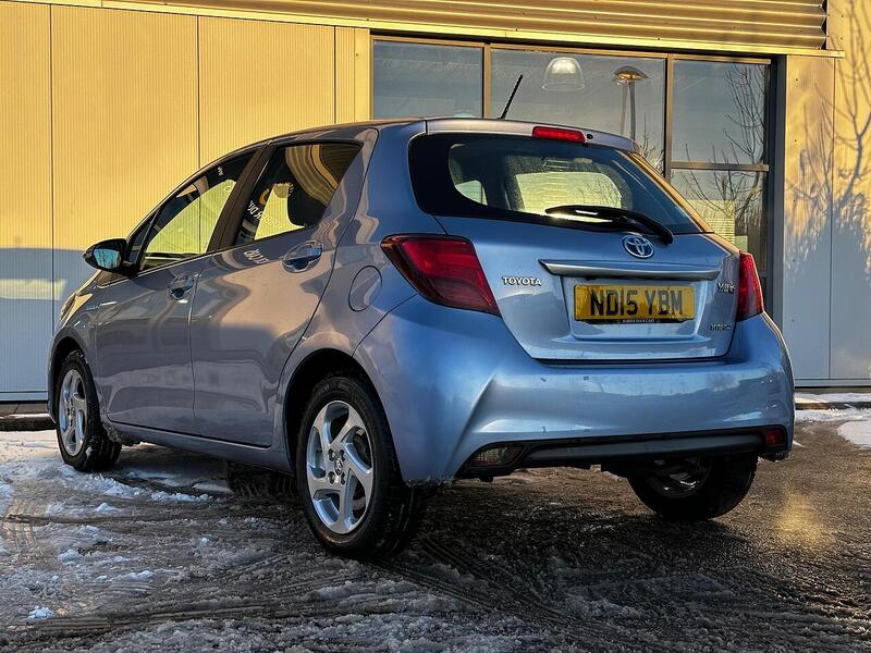 Used Toyota Yaris 2015 for sale - 77132575: Photo 7