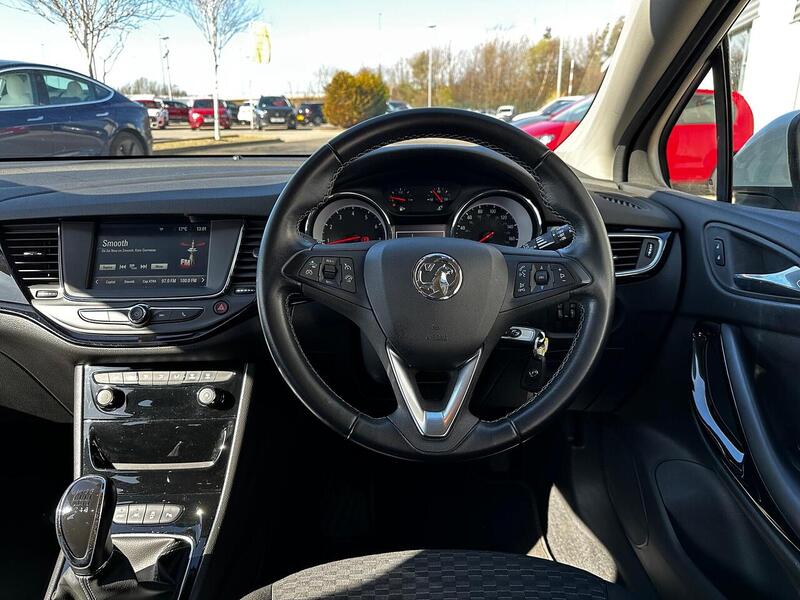 Used Vauxhall Astra 2017 for sale - 77920910: Photo 11