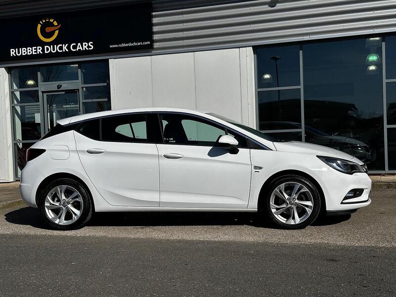 Used Vauxhall Astra 2017 for sale - 77920910: Photo 4