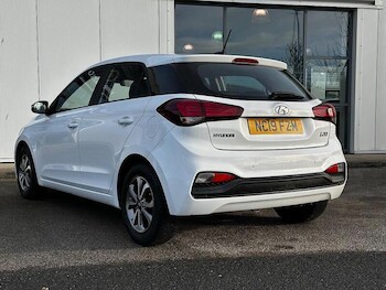 Used Hyundai i20 2019 for sale - 77250926: Photo