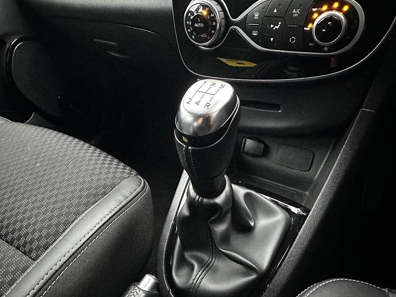 Used Renault Clio 2017 for sale - 77423030: Photo 24