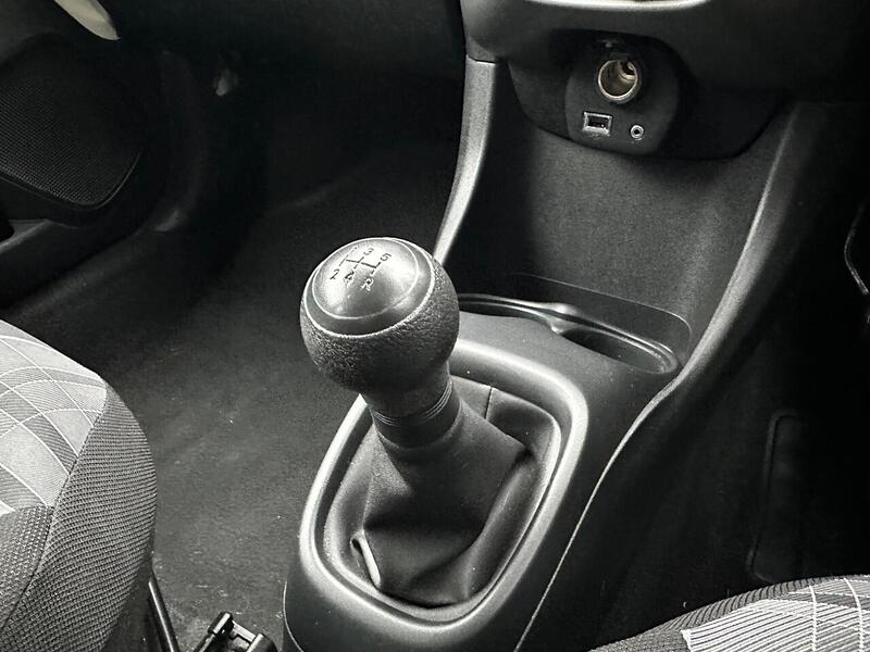 Used Peugeot 108 2016 for sale - 77328780: Photo 24