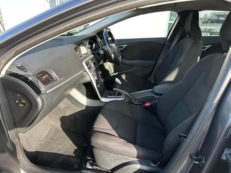 Used Volvo V40 2013 for sale - 77409156: Photo 12