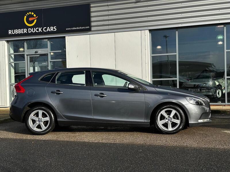 Used Volvo V40 2013 for sale - 77409156: Photo 4