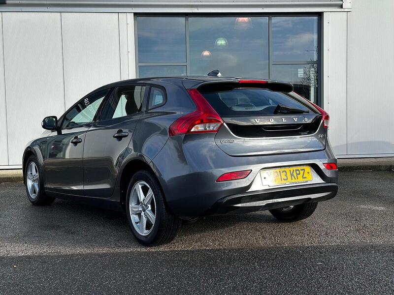 Used Volvo V40 2013 for sale - 77409156: Photo 7