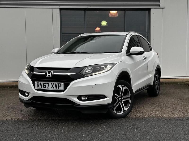 Used Honda HR-V 2017 for sale - 77250924: Photo 3