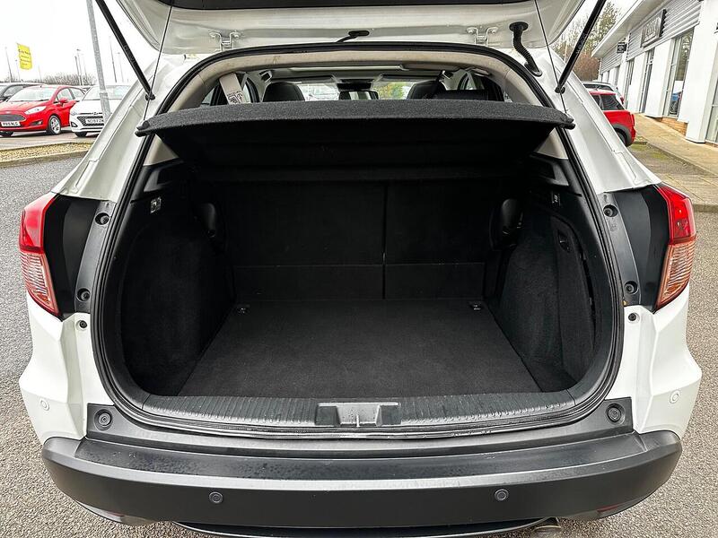 Used Honda HR-V 2017 for sale - 77250924: Photo 9