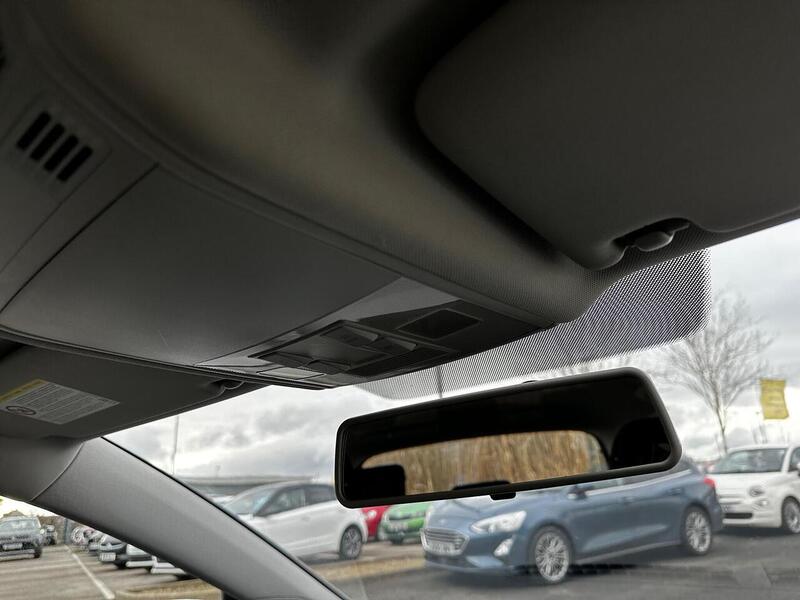 Used Volkswagen Golf 2013 for sale - 77681389: Photo 32