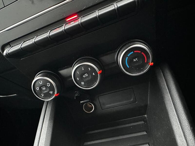 Used Renault Clio 2021 for sale - 77132563: Photo 23