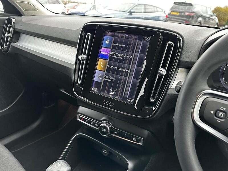 Used Volvo XC40 2022 for sale - 77720662: Photo 24