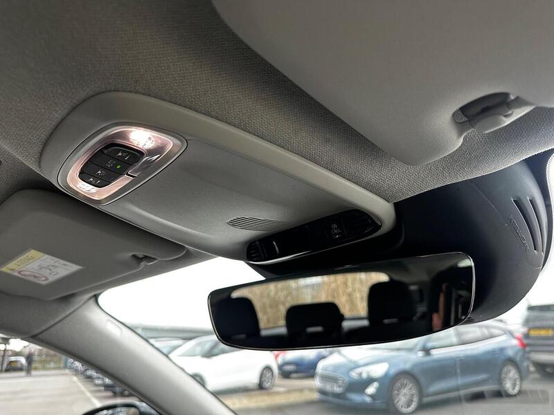 Used Volvo XC40 2022 for sale - 77720662: Photo 25