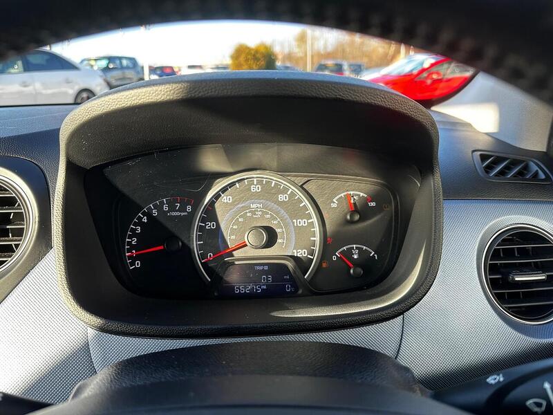 Used Hyundai i10 for sale - 77162053: Photo 21