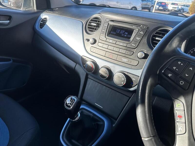 Used Hyundai i10 for sale - 77162053: Photo 24