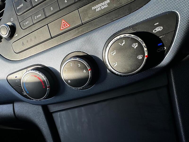 Used Hyundai i10 for sale - 77162053: Photo 27