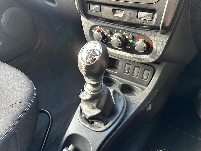 Used Dacia Duster 2017 for sale - 77749286: Photo 24