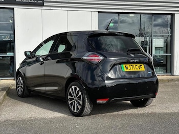 Used Renault Zoe 2021 for sale - 78031208: Photo