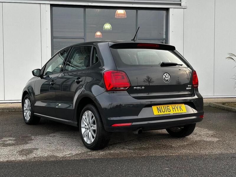 Used Volkswagen Polo 2016 for sale - 77132497: Photo 7