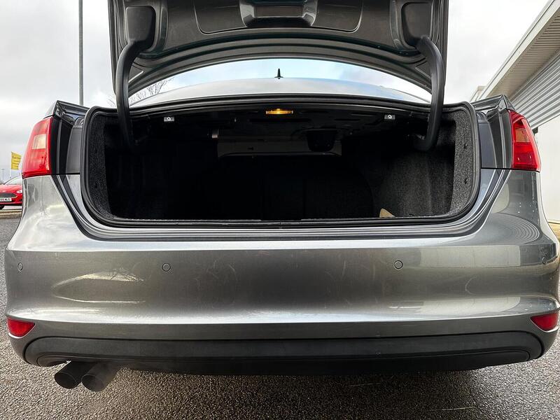 Used Volkswagen Jetta 2013 for sale - 77409151: Photo 9