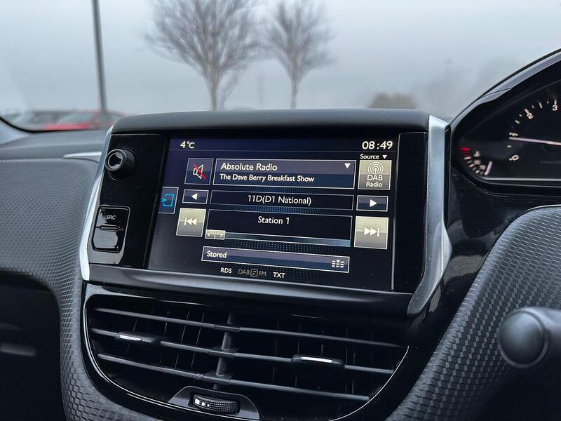 Used Peugeot 208 2016 for sale - 77356857: Photo 22