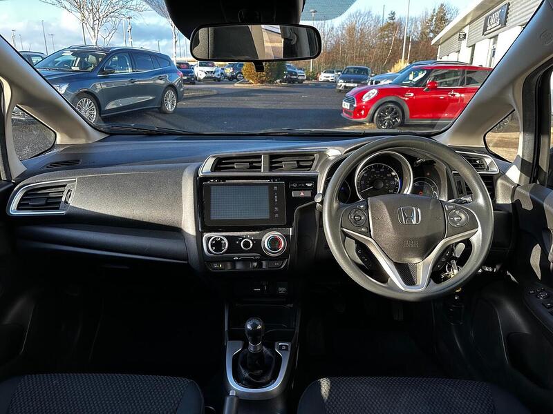 Used Honda Jazz 2018 for sale - 77172804: Photo 10