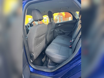 Used Ford Focus 2014 for sale - 76233900: Photo