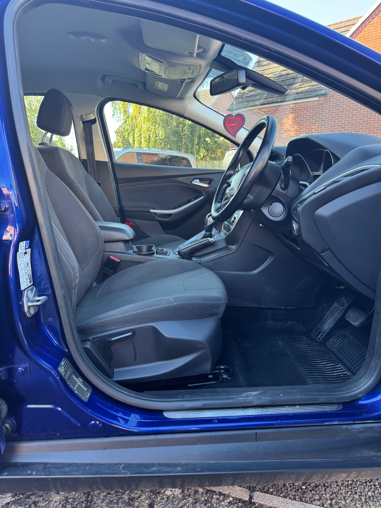 Used Ford Focus 2014 for sale - 76233900: Photo 5