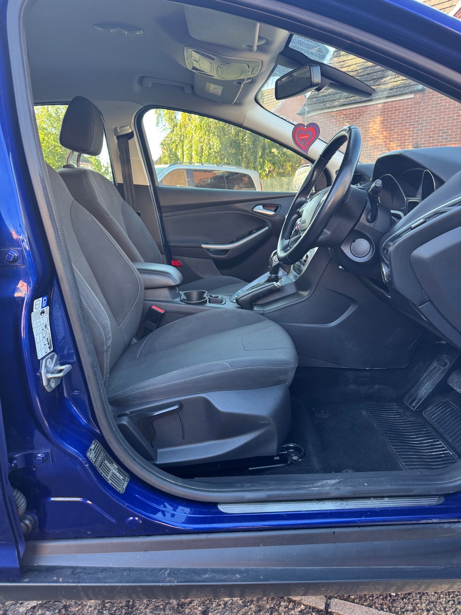 Used Ford Focus 2014 for sale - 76233900: Photo 8