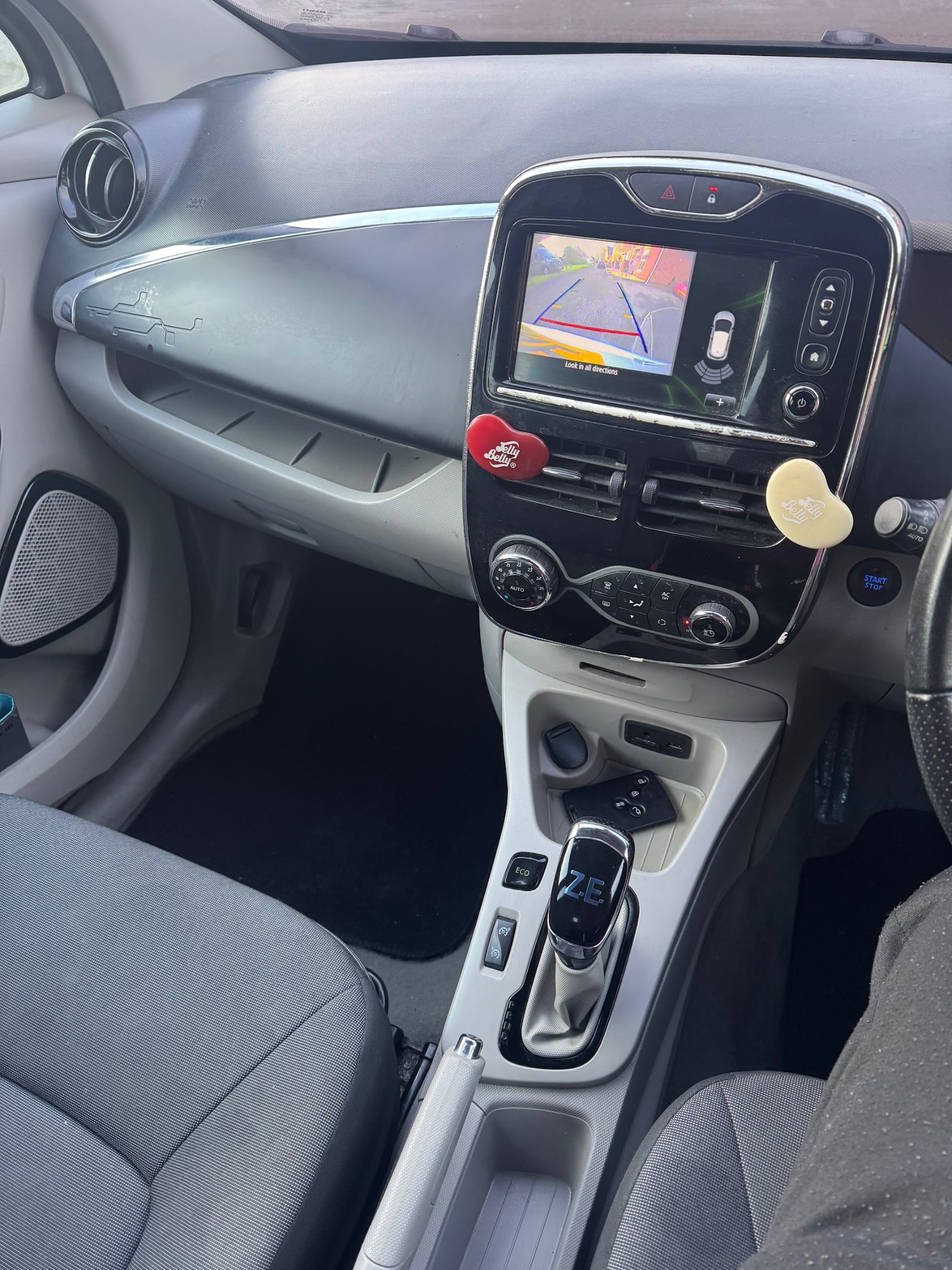 Used Renault Zoe 2014 for sale - 77164804: Photo 12