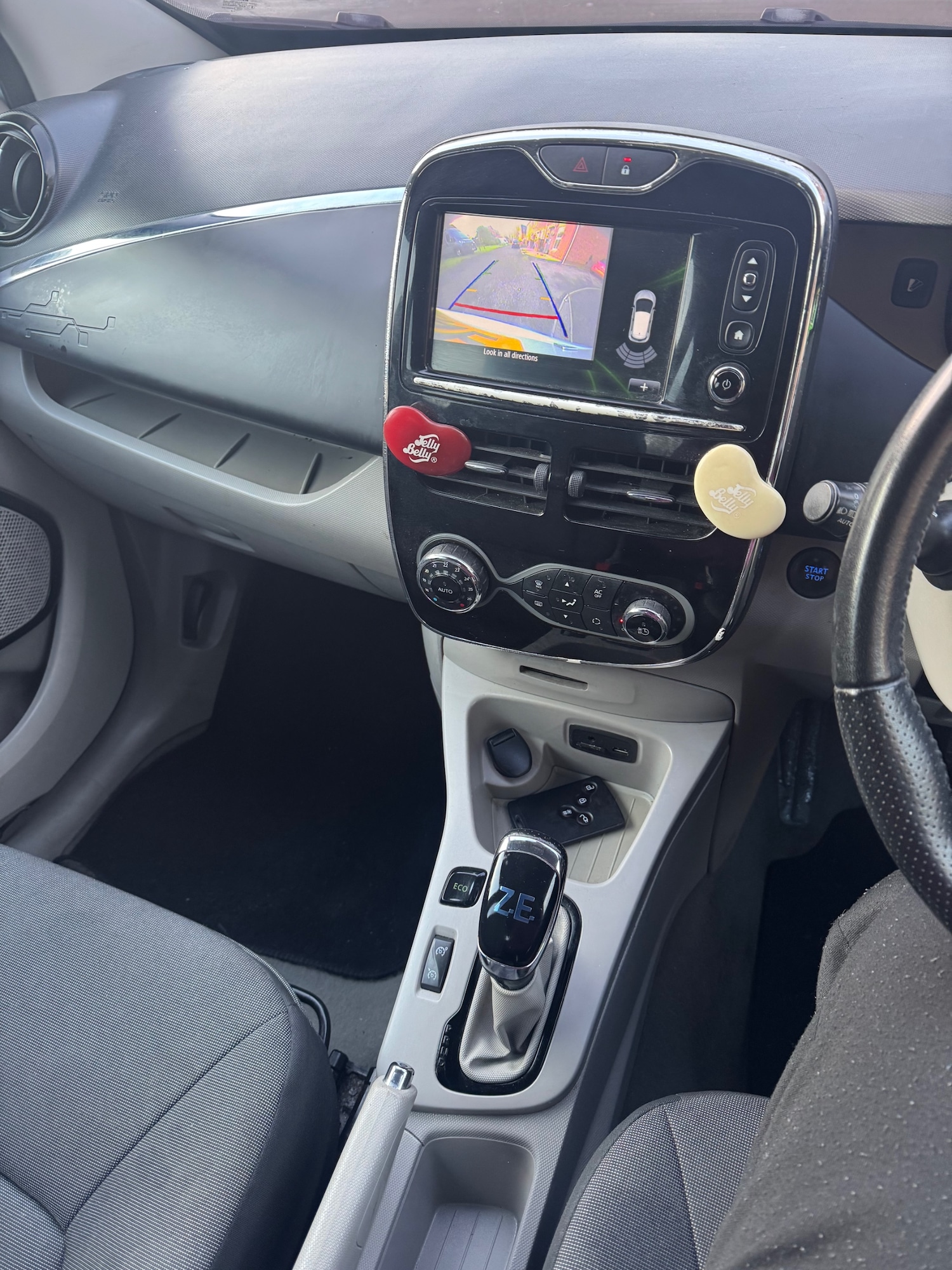 Used Renault Zoe 2014 for sale - 77164804: Photo 14