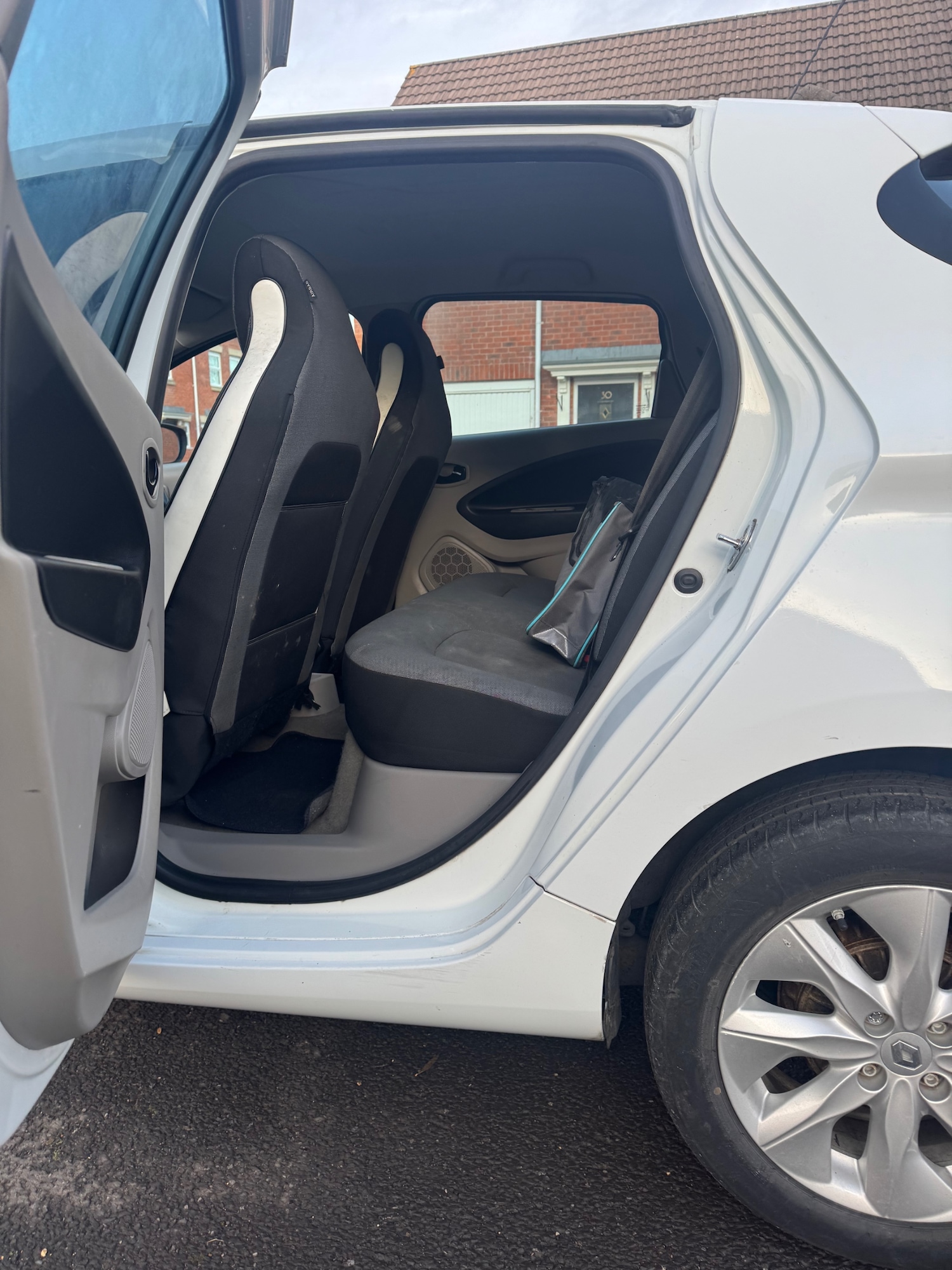 Used Renault Zoe 2014 for sale - 77164804: Photo 15