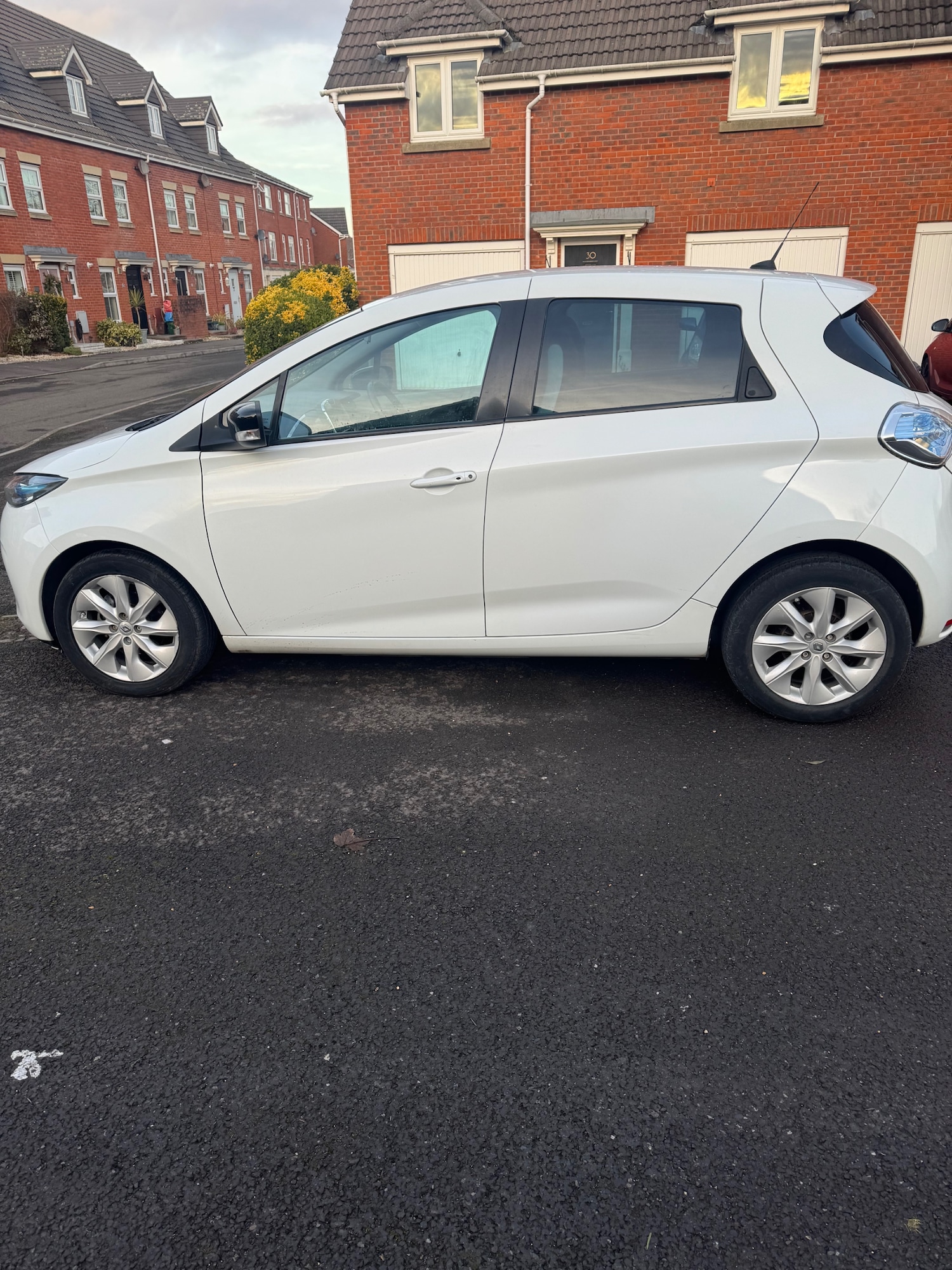 Used Renault Zoe 2014 for sale - 77164804: Photo 3