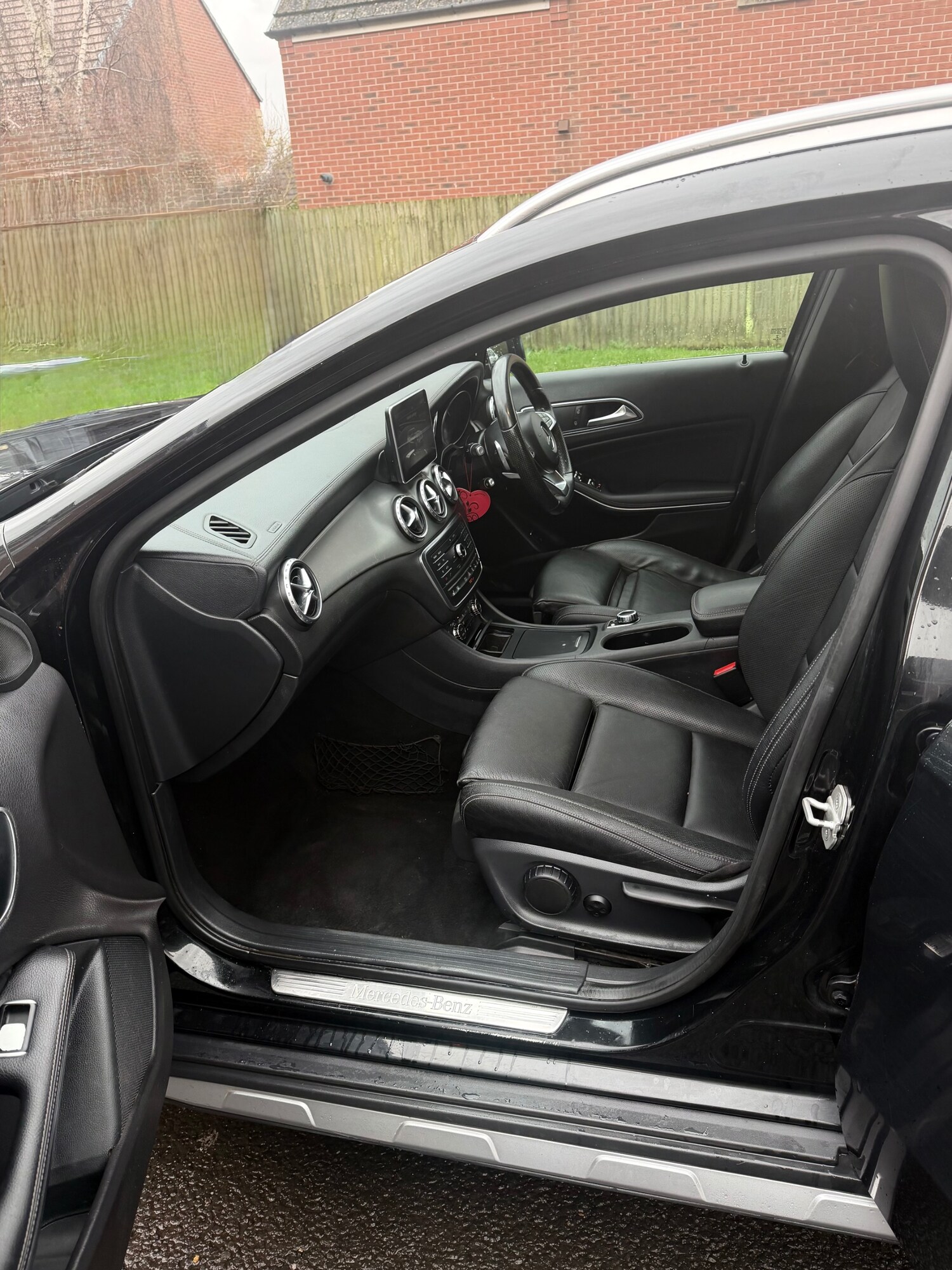 Used Mercedes-Benz GLA 2015 for sale - 77501101: Photo 16