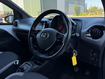 Used Toyota AYGO 2022 for sale - 79426130: Photo