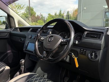 Used Volkswagen Caddy 2016 for sale - 79414012: Photo