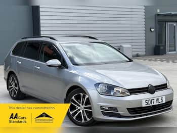 Used Volkswagen Golf 2017 for sale - 79859786: Photo