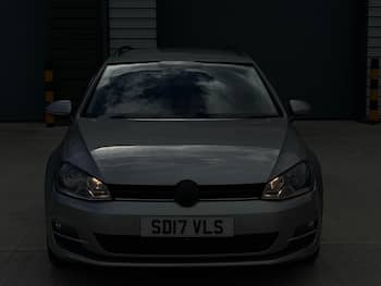 Used Volkswagen Golf 2017 for sale - 79859786: Photo