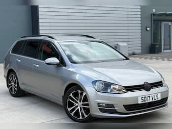 Used Volkswagen Golf 2017 for sale - 79859786: Photo