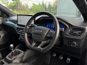 Used Ford Focus 2022 for sale - 79414016: Photo
